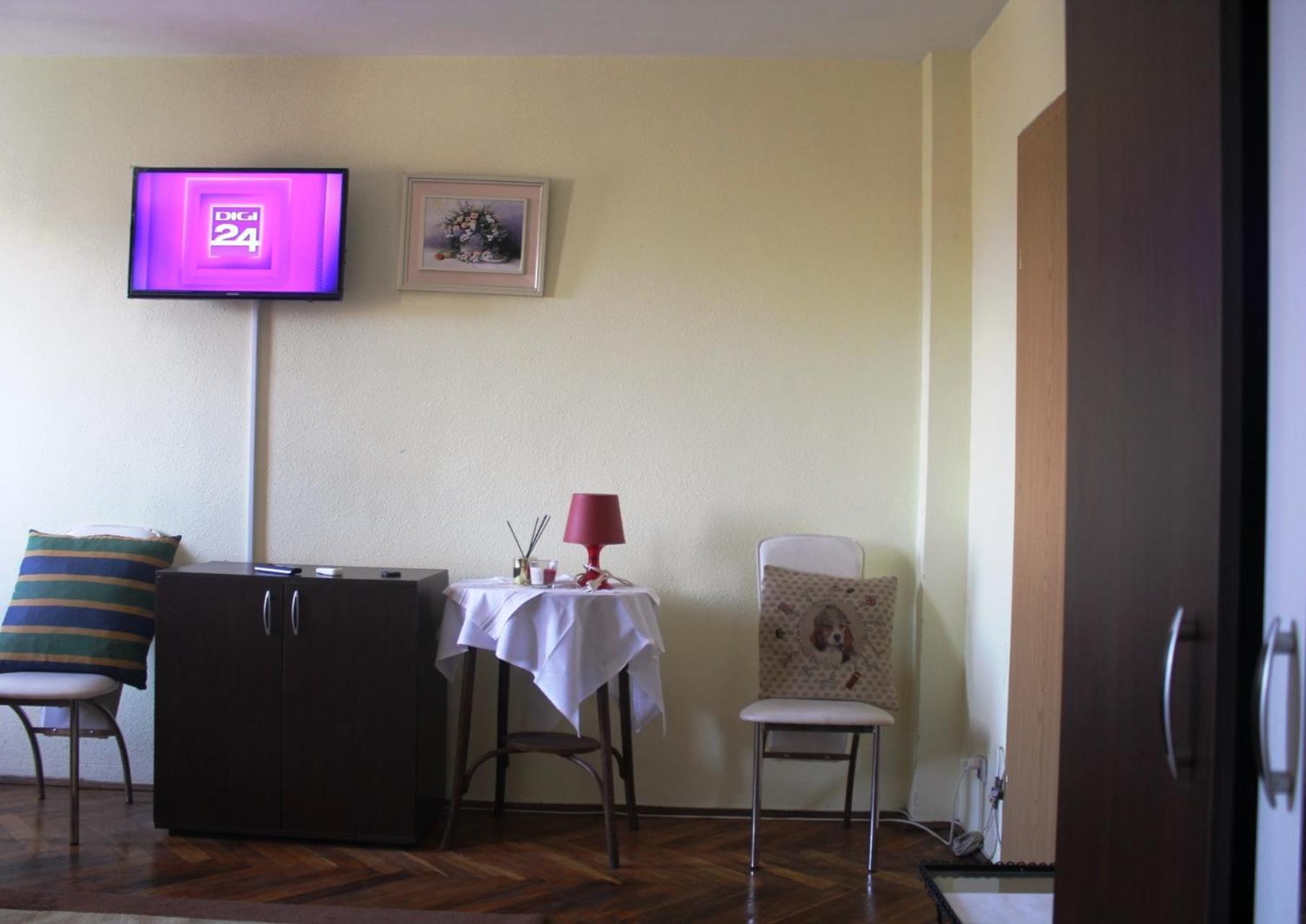 Modern Apartment City Center 2 Bukares Bagian luar foto