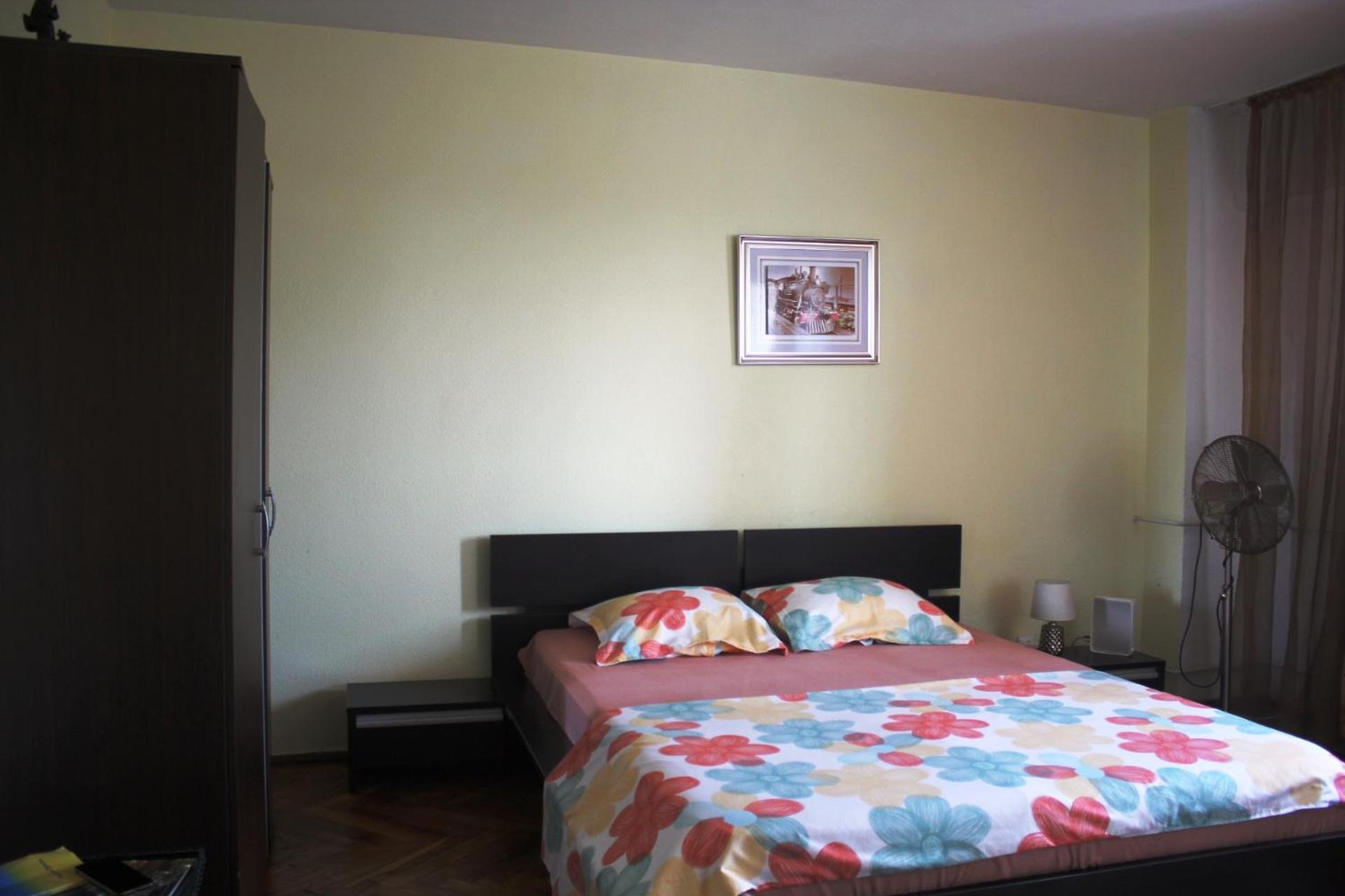 Modern Apartment City Center 2 Bukares Bagian luar foto
