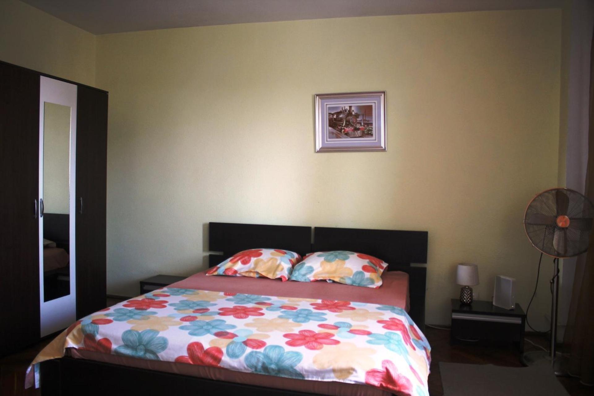 Modern Apartment City Center 2 Bukares Bagian luar foto